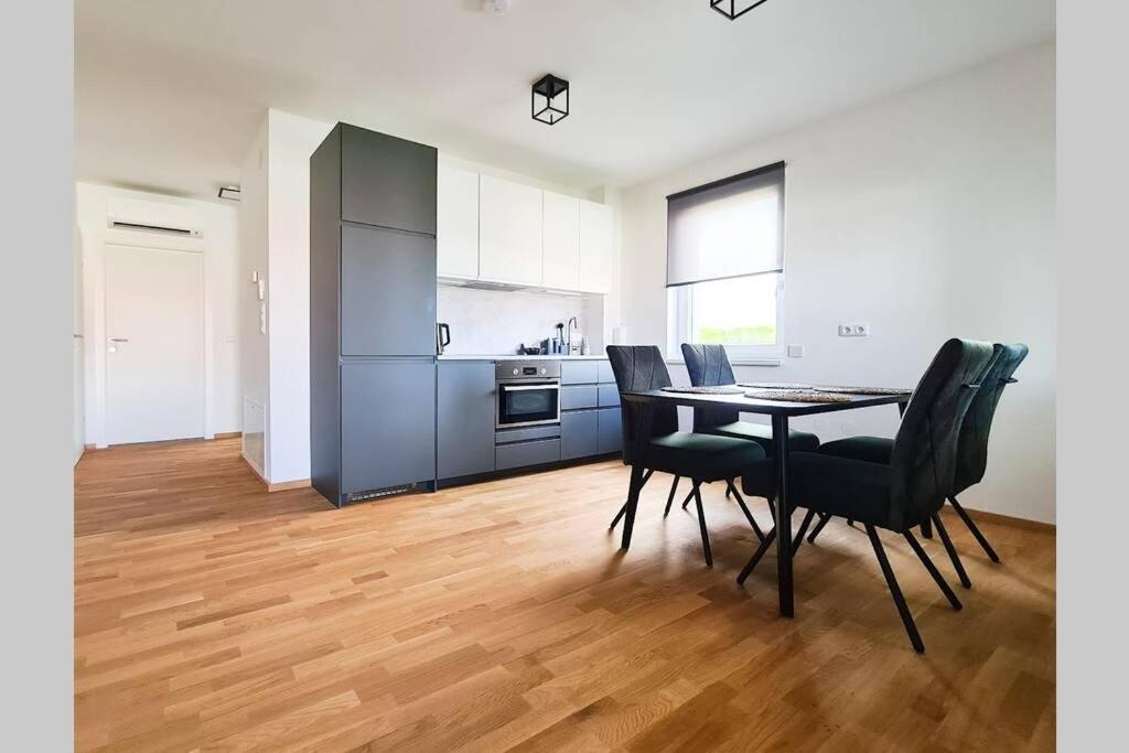 Friendship Suite Moerbisch Am See Luaran gambar